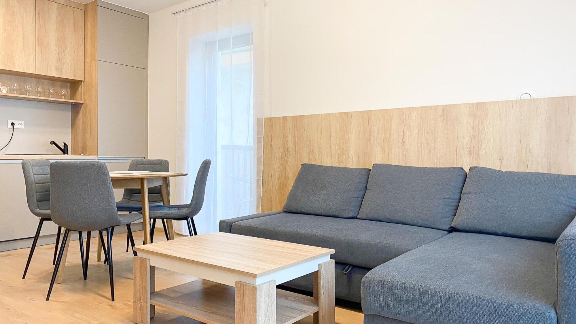 Riverfront Apartment Bešeňová Eksteriør bilde